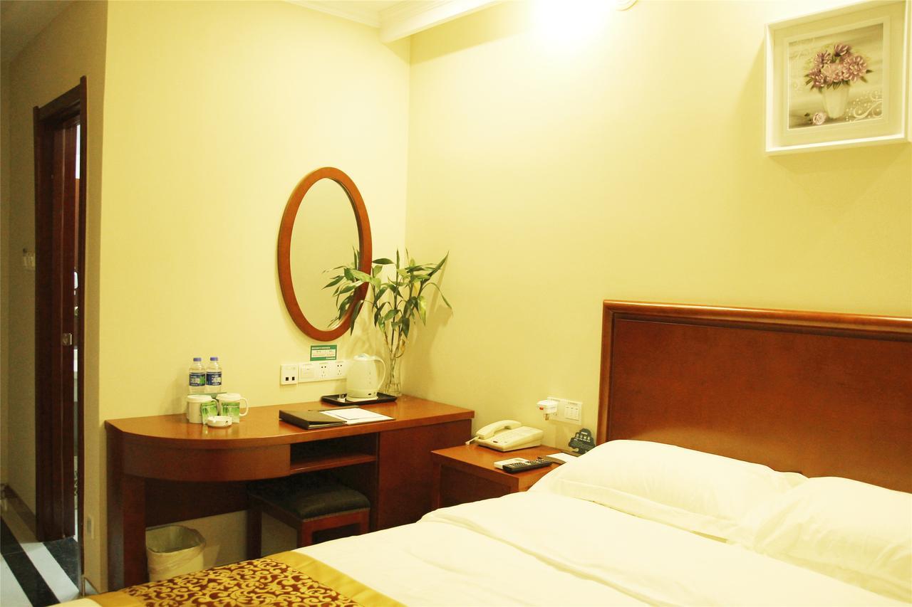 Greentree Inn Jiangsu Wuxi Dongting Leather City Express Hotel Bagian luar foto